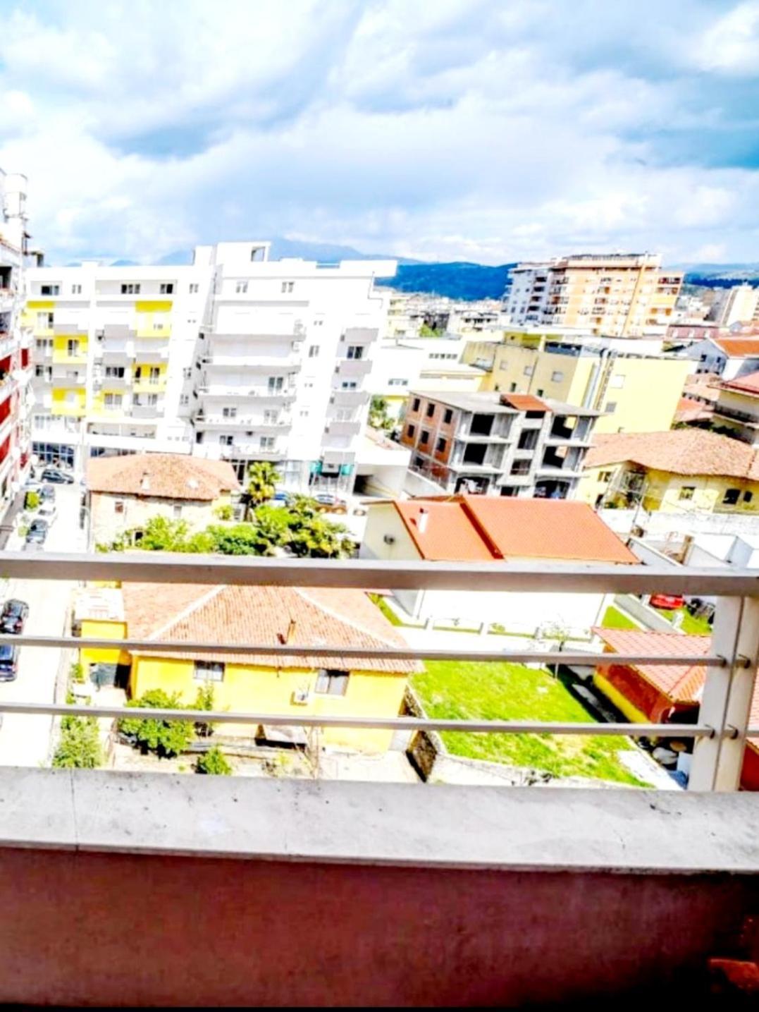 Happy Stories' Apartment In City Centre Shkodër 客房 照片